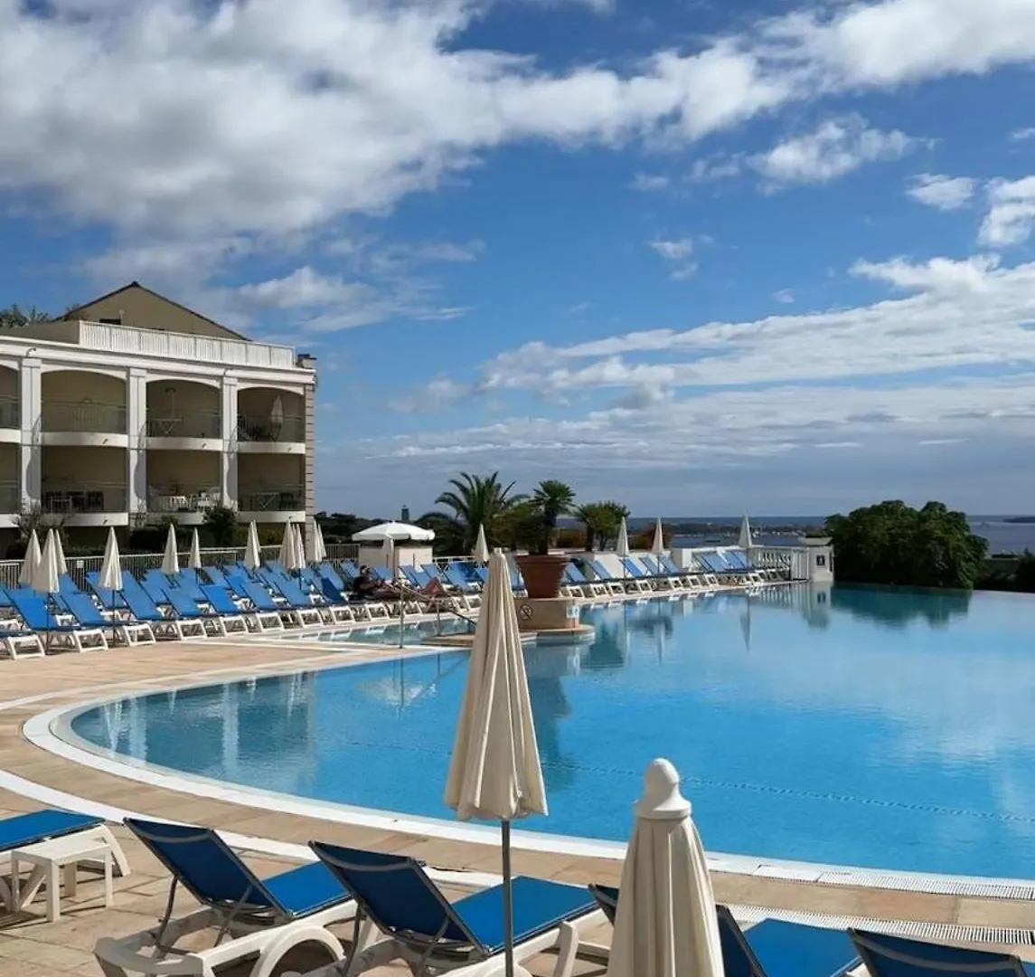 Apartment Vue Mer Imprenable, Piscine A Debordement - Cannes