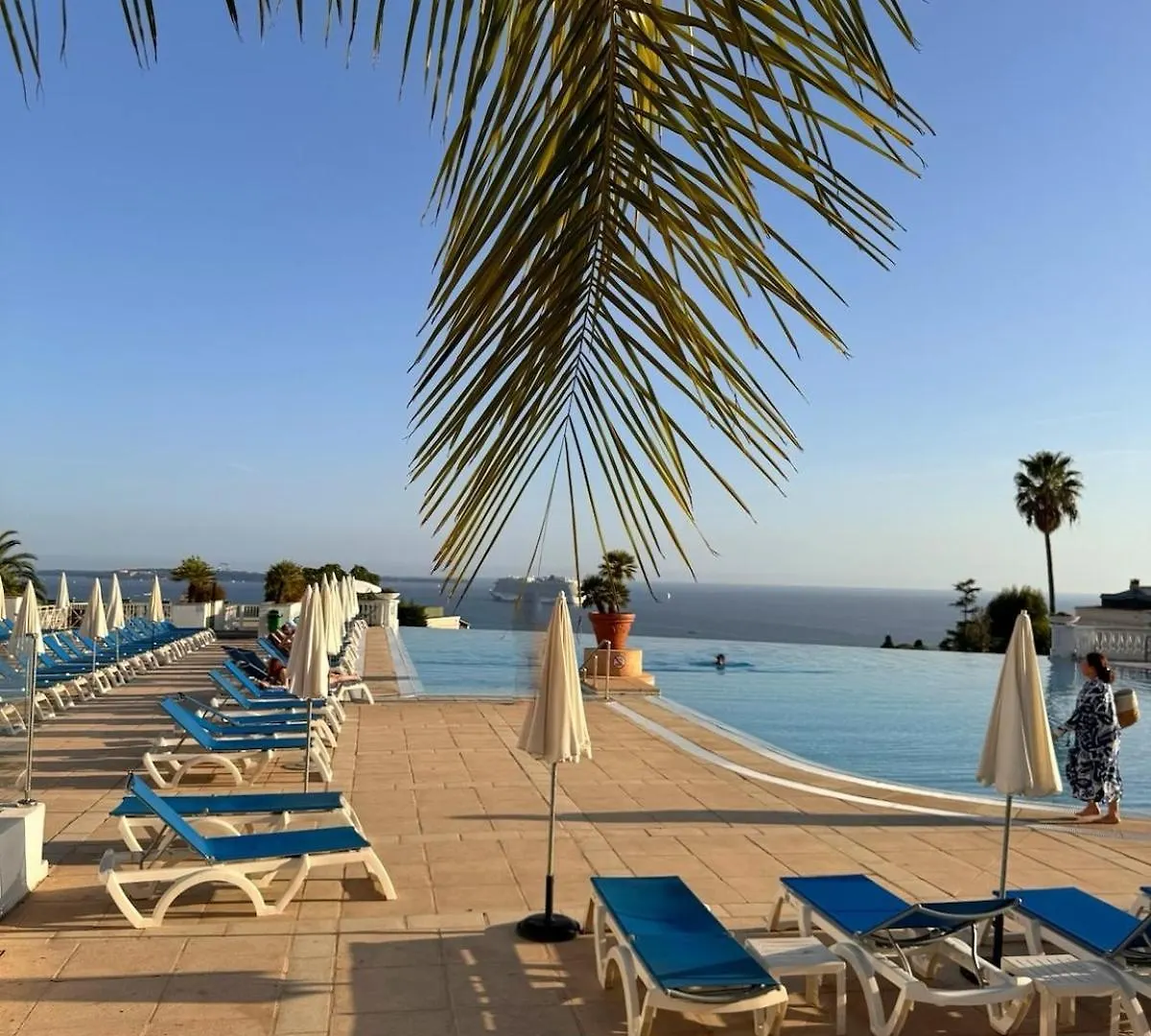 Vue Mer Imprenable, Piscine A Debordement - Cannes Apartment